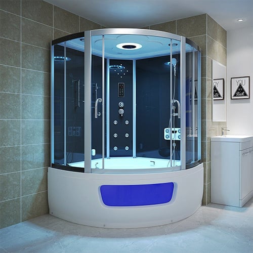 Es ist eine Moderne Dusche mit einer eingebauten Badewanne abgebildet.